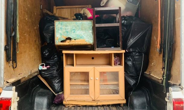 บริการรับขนทิ้ง